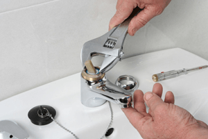 Choose our plumbers for power flushing