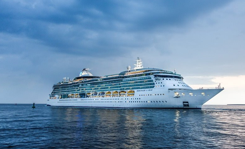 pixabay, lizenzfrei,Kreuzfahrtschiff auf dem Weg nach Rostock Kreuzfahrtschiff auf dem Weg nach Rostock