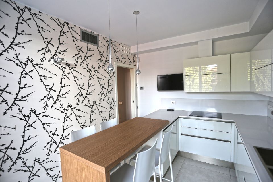 interno camera con parquet
