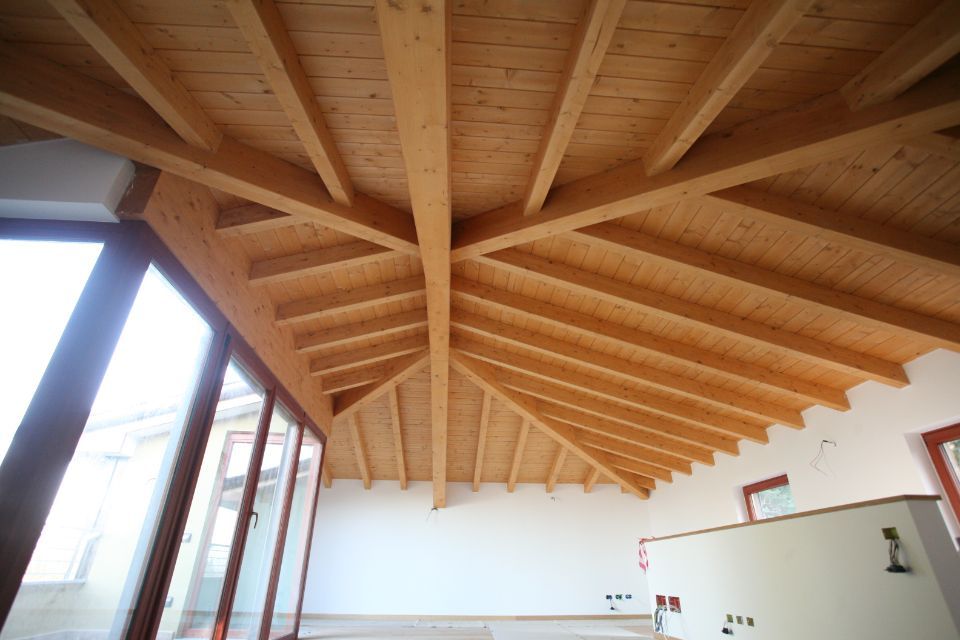 esterni villetta con copertura in legno