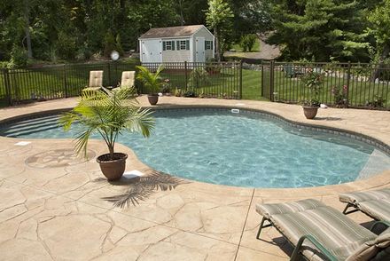 Oval Pool — Shanahan's Concreting in Uralla, NSW