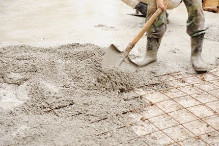 Levelling Concrete — Shanahan's Concreting in Uralla, NSW Levelling Concrete — Shanahan's Concreting in Uralla, NSW