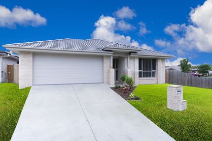 Wide Driveway — Shanahan's Concreting in Uralla, NSW
