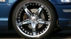 gommisti, meccanici, servizi per automobilisti gommisti, meccanici, servizi per automobilisti