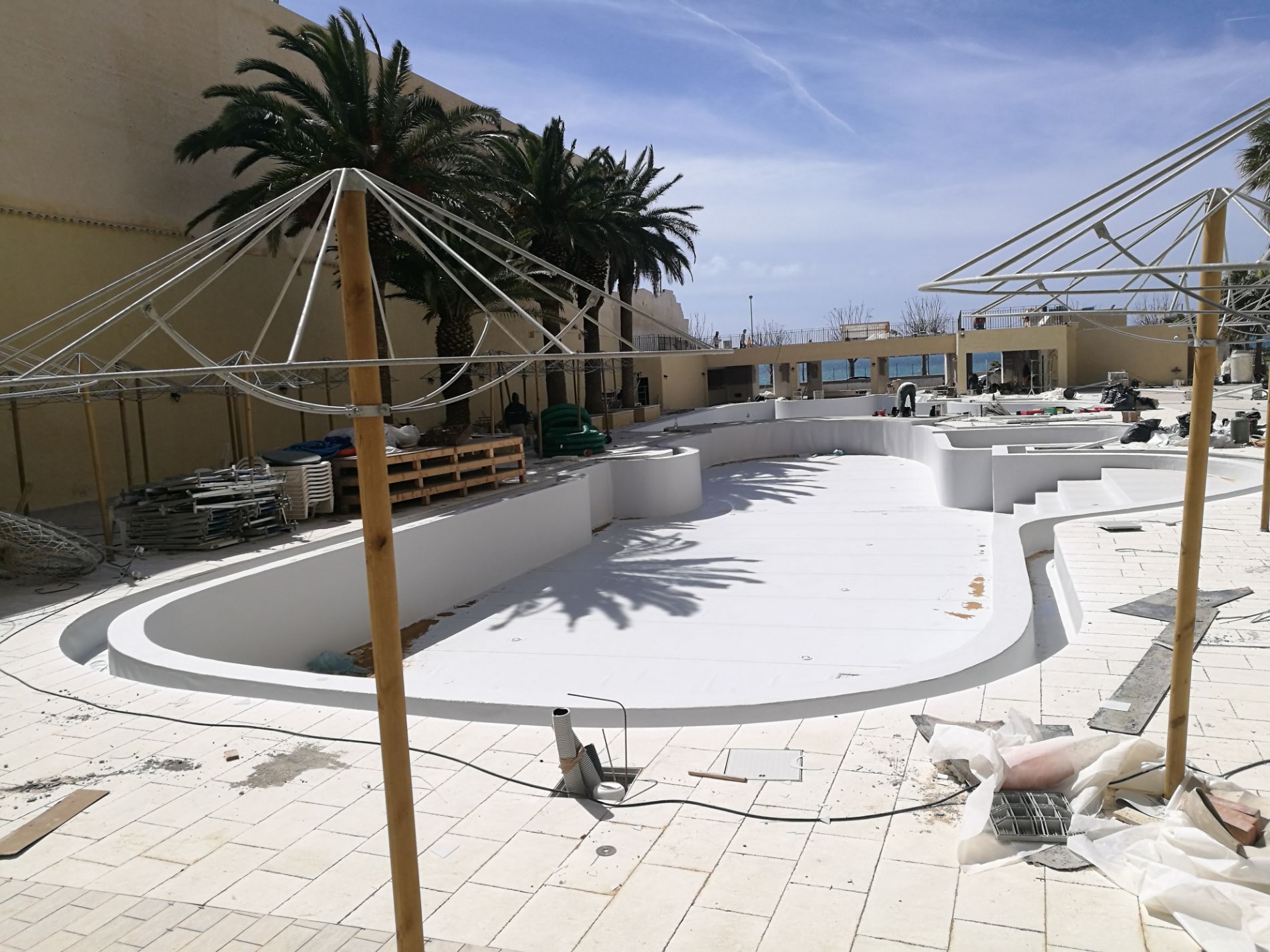 costruzione piscina