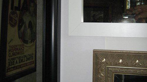 Wide variety of mirrors and frames available in Auckland