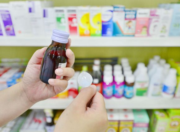 assortimento di farmaci disponibili in farmacia