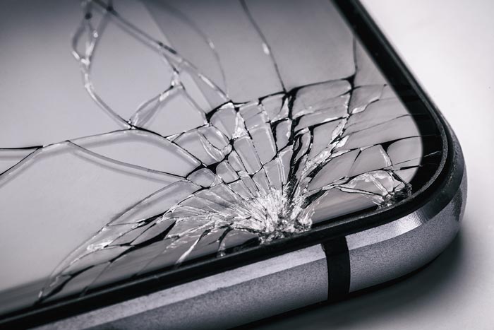 Cracked Phone Screen — Covington, GA — PC AfterDark Cracked Phone Screen — Covington, GA — PC AfterDark