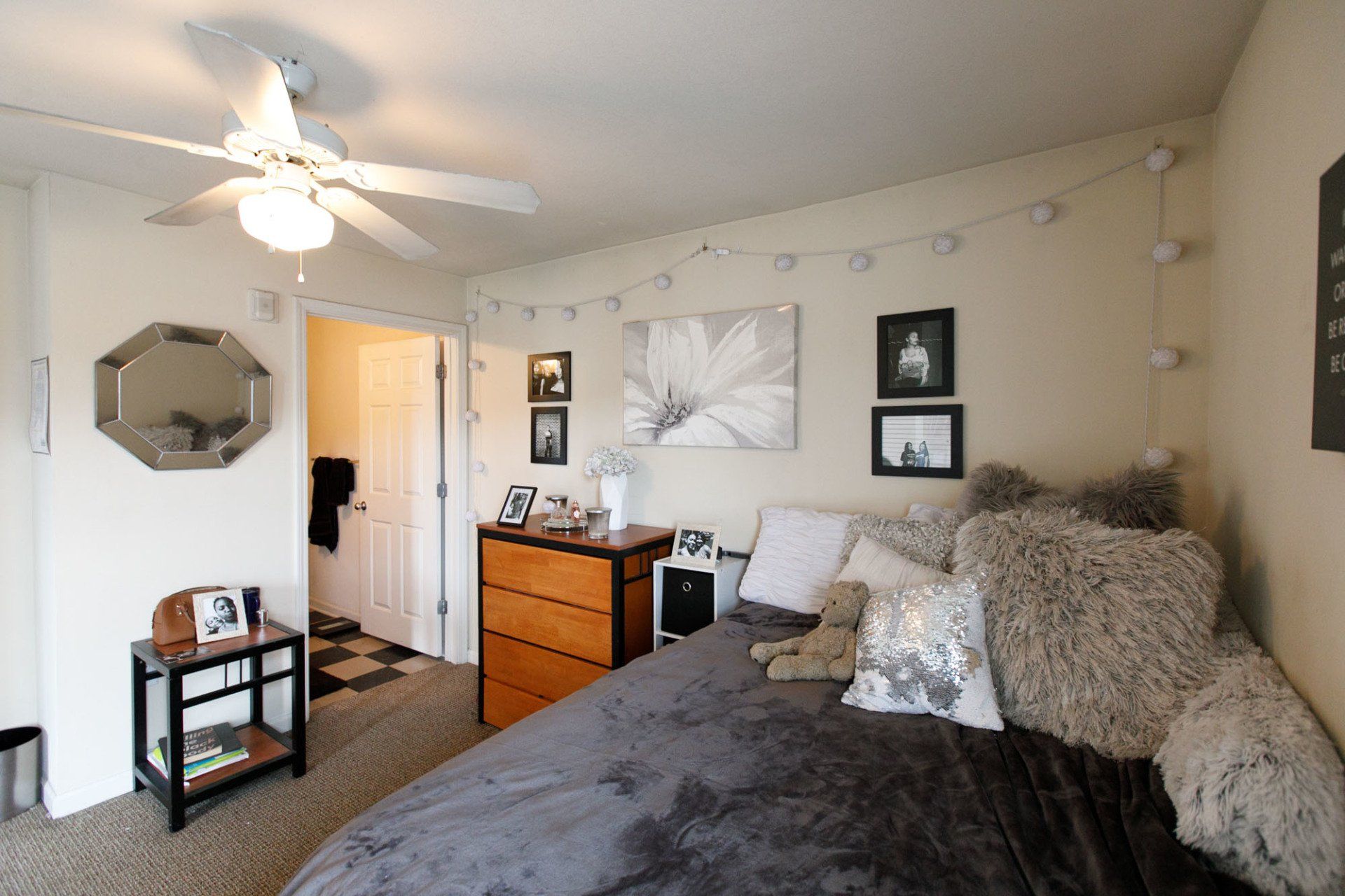 Bedroom & Bathroom | Eagles Landing Apartment Homes