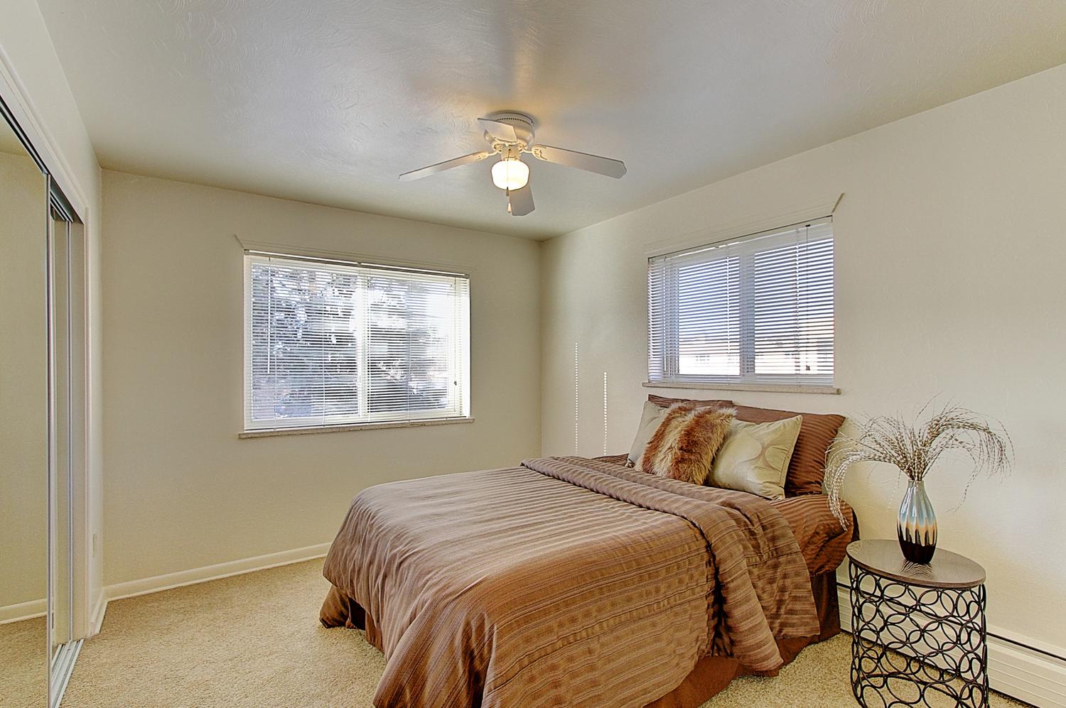 2 Bedroom