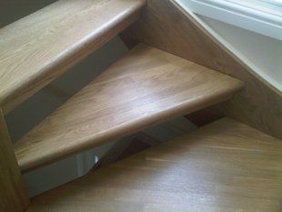 For a high quality wood finishing treatment in London call Dugdale French Polishing a high quality wood finishing treatment