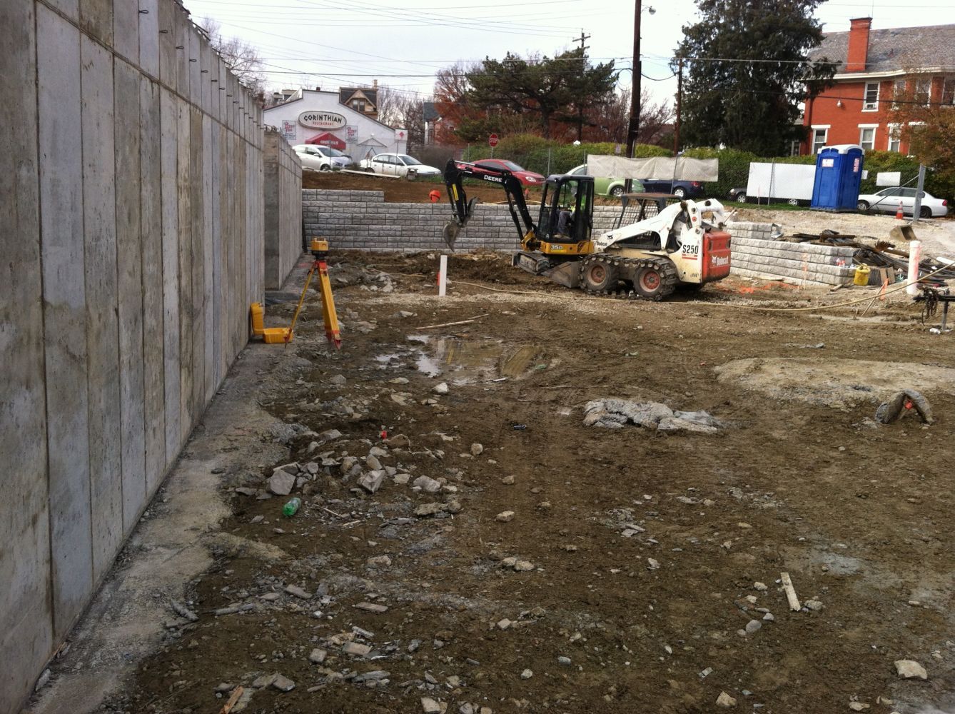 Working with concrete blocks and concrete foundations in Forest Park, OH