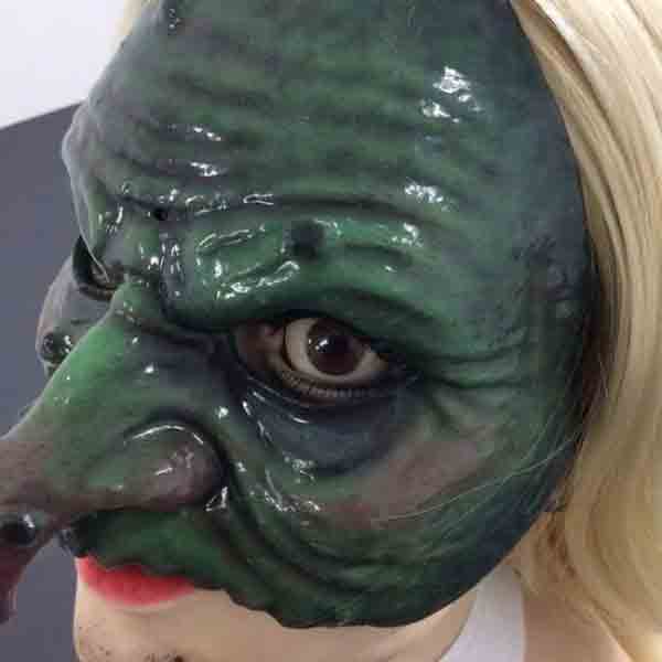 Ugly / Beauty von Wolfson