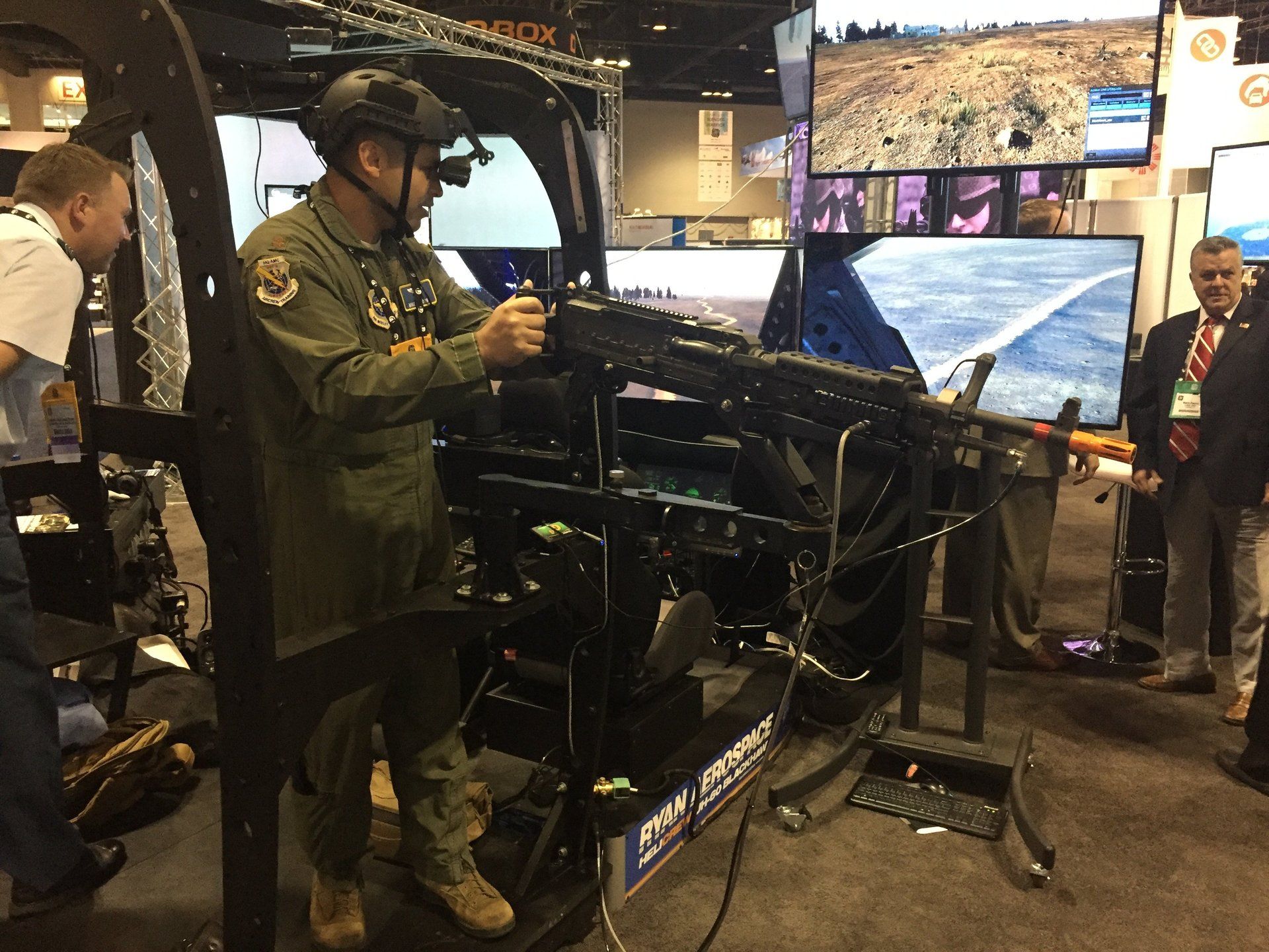 RYAN AEROSPACE - HELICREW BLACK HAWK HELICOPTER SIMULATOR