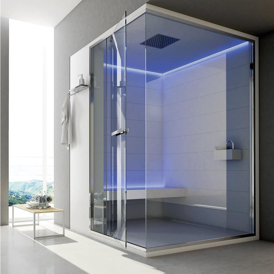 box doccia con illuminazione led a soffitto