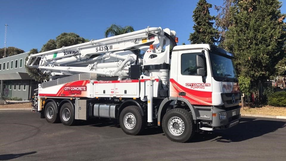 boom concrete pump truck