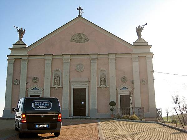 Auto funebre