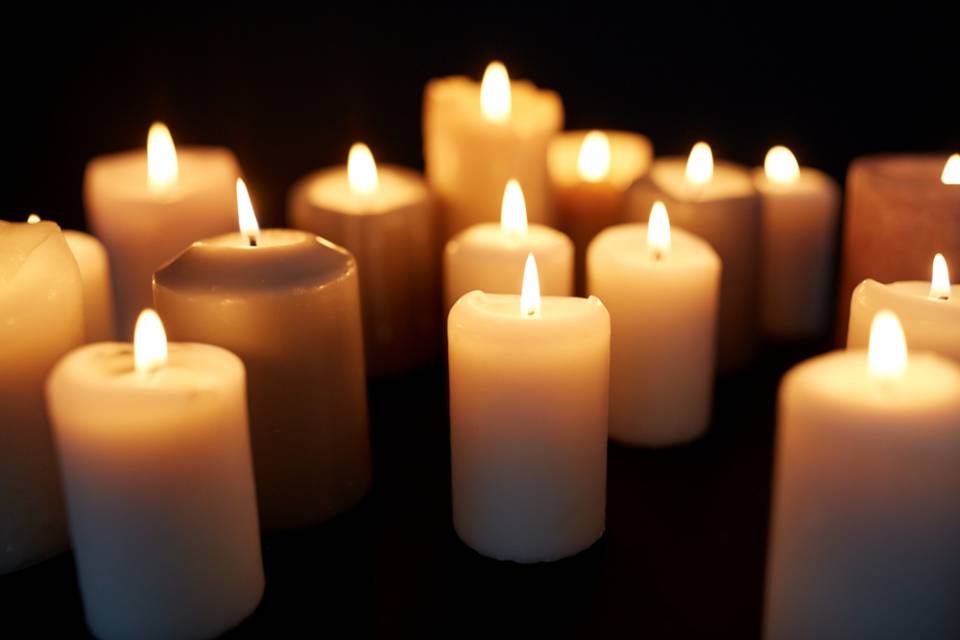 Candele funebri