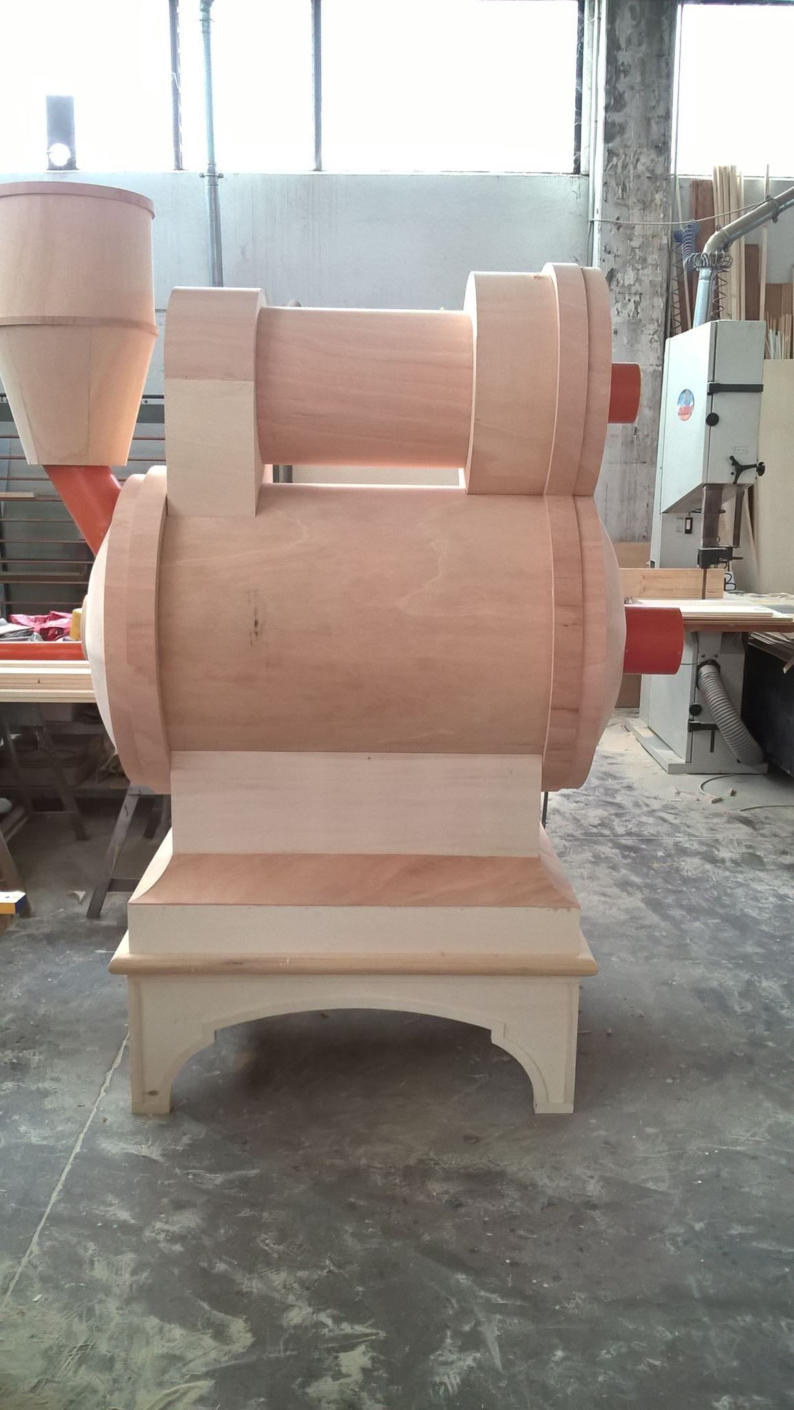 Riproduzione in legno particolari per scenografia per il Cinema