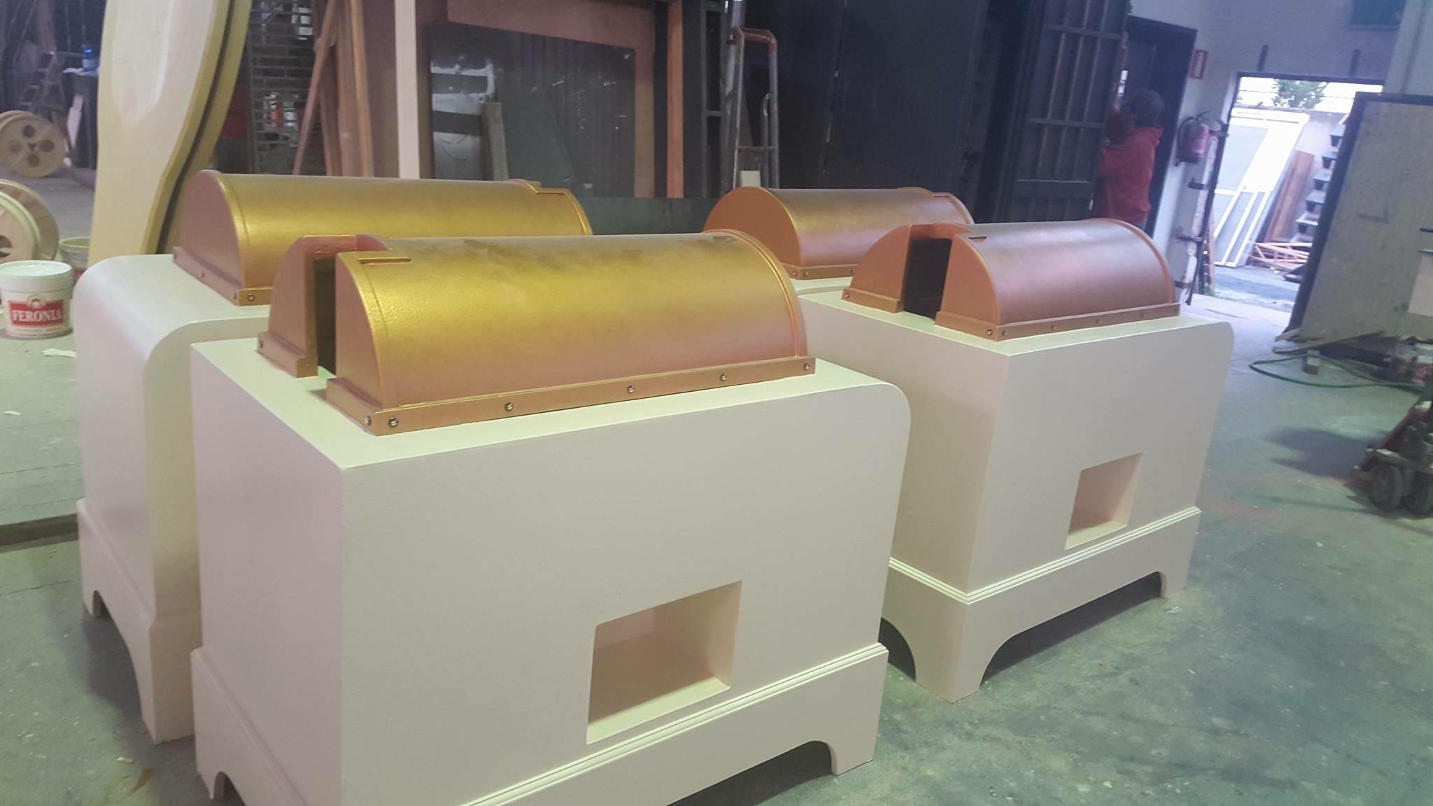 Riproduzione in legno particolari per scenografia per il Cinema