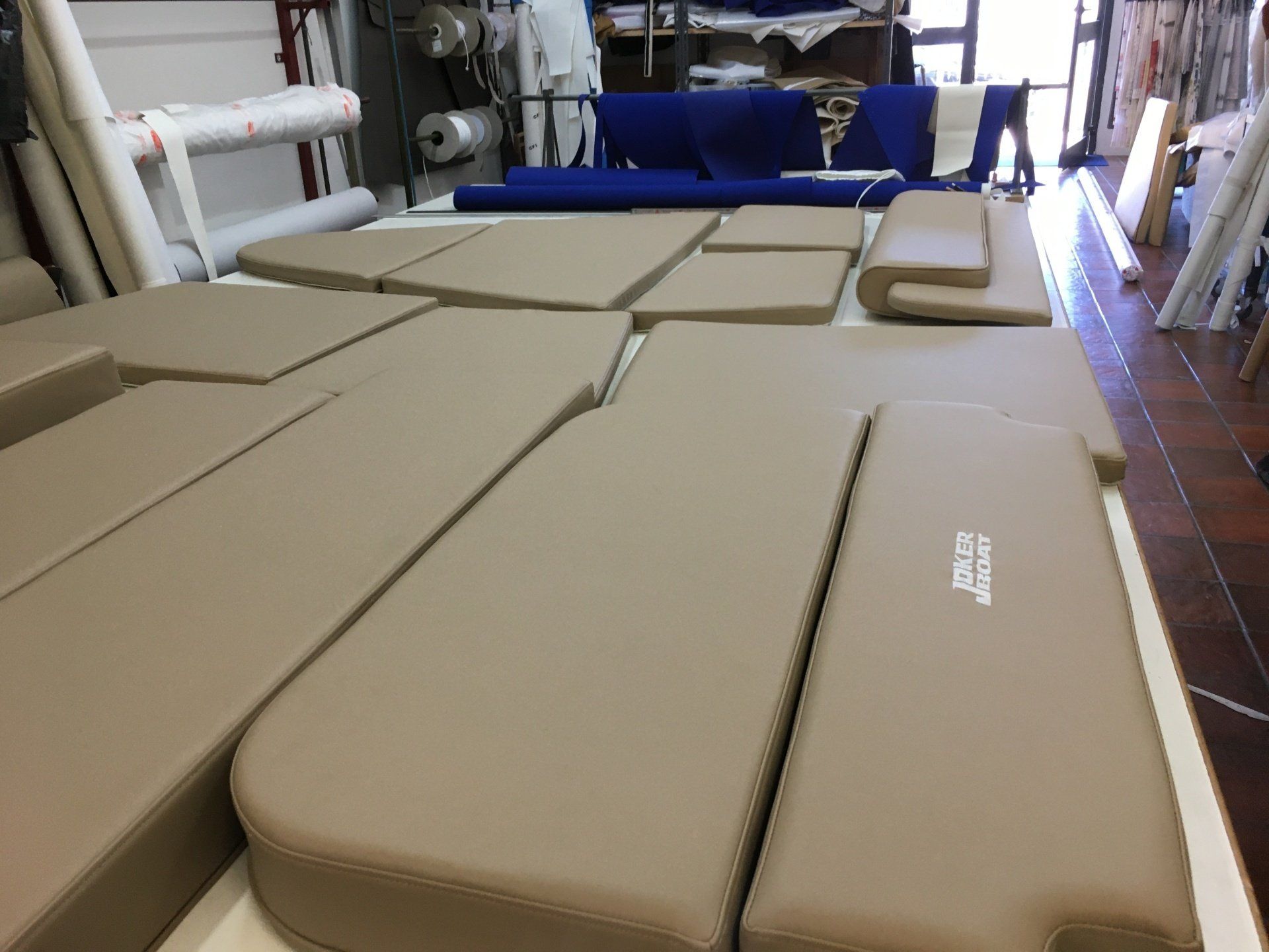 sedili barca beige
