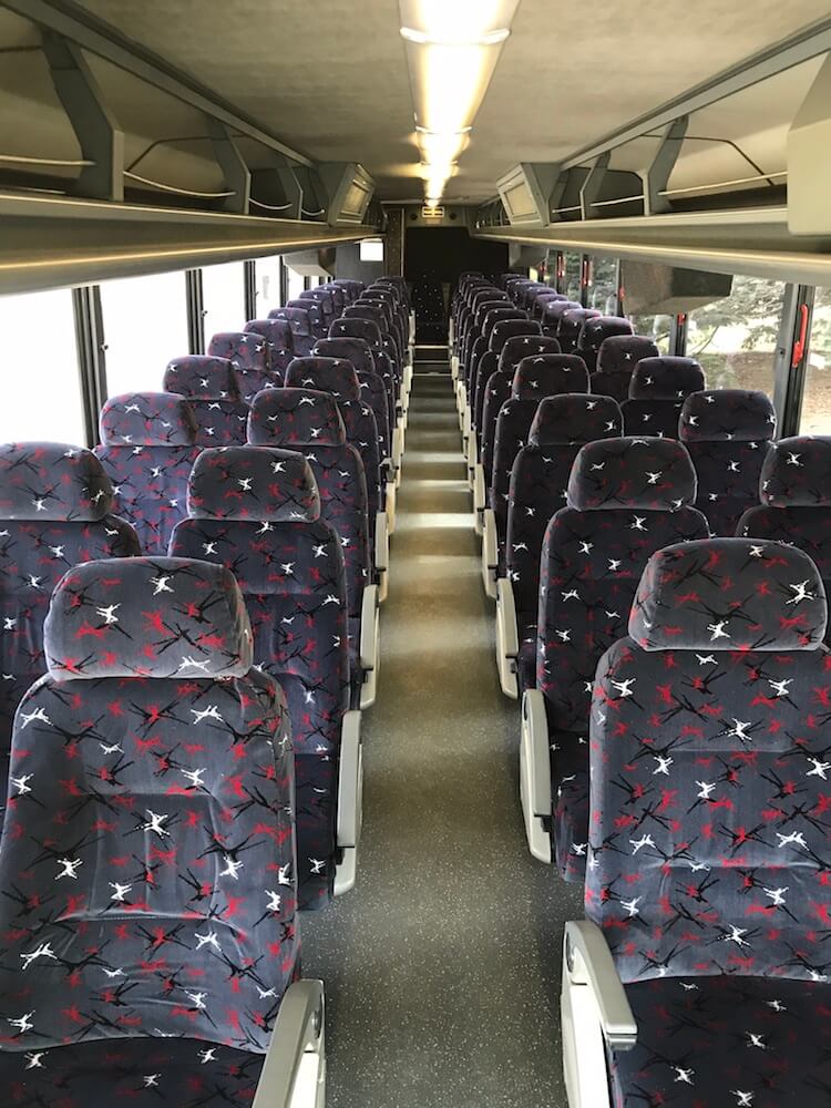 charter bus des moines ia