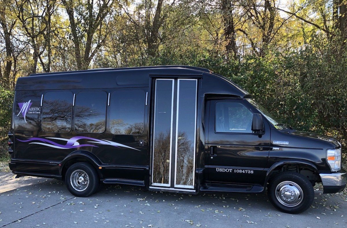 sprinter limo service company Des Moines