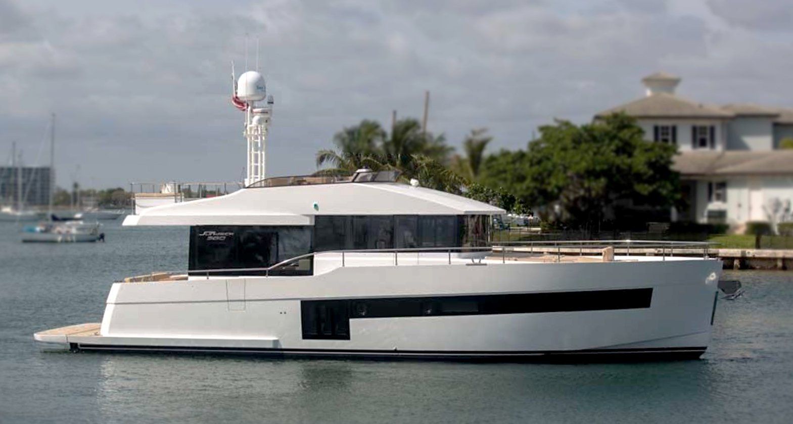 SUNDECK 580