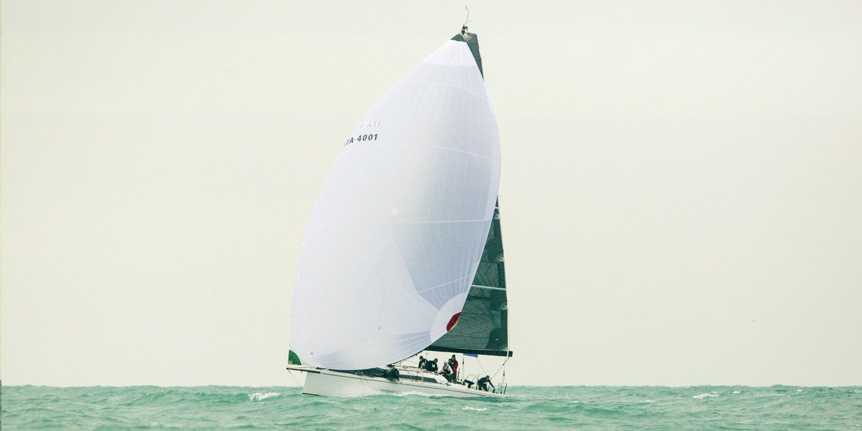 400 sail downwind
