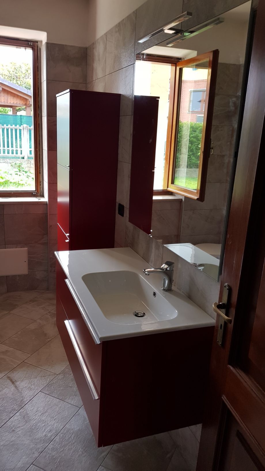 Realizzazione di impianti idraulici per bagni domestici