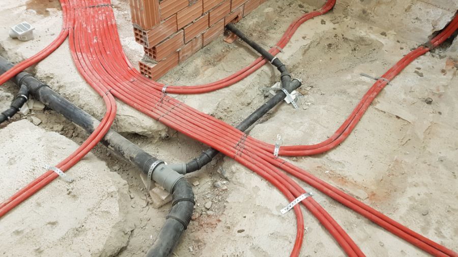 Installazione di sistemi di riscaldamento a pavimento