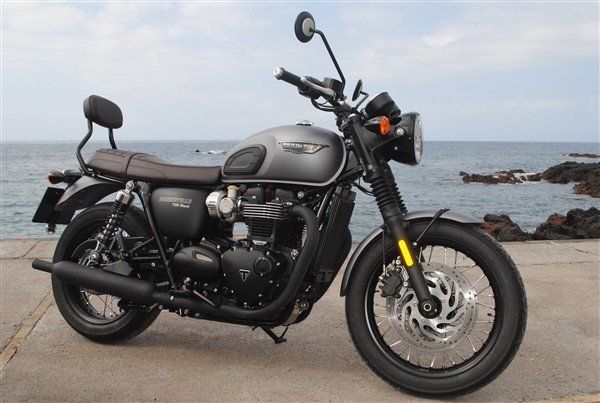 Triumph Alcala829
