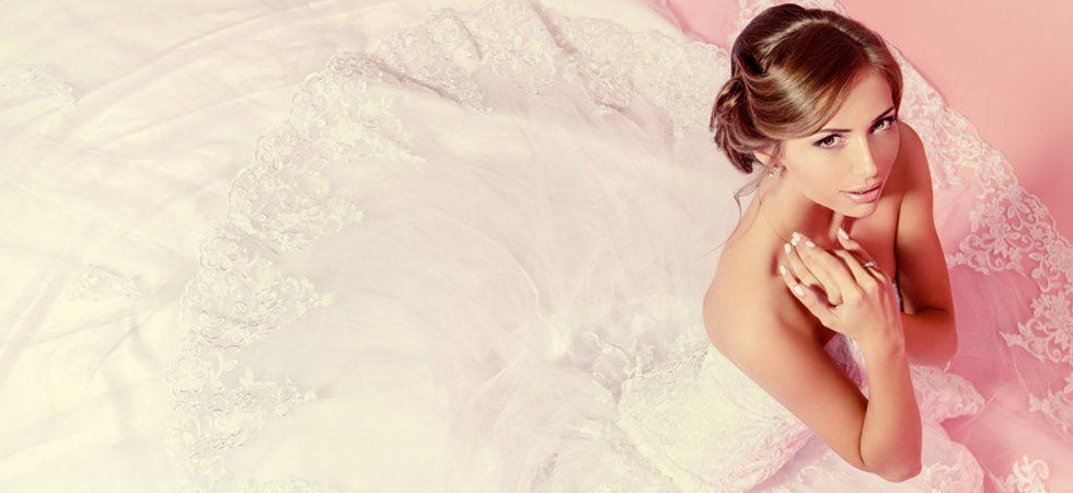 bride posing