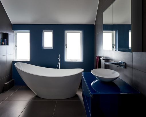 Bathtub