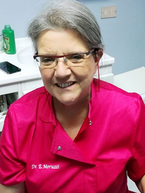 dottoressa specializzata in odontostomatologia