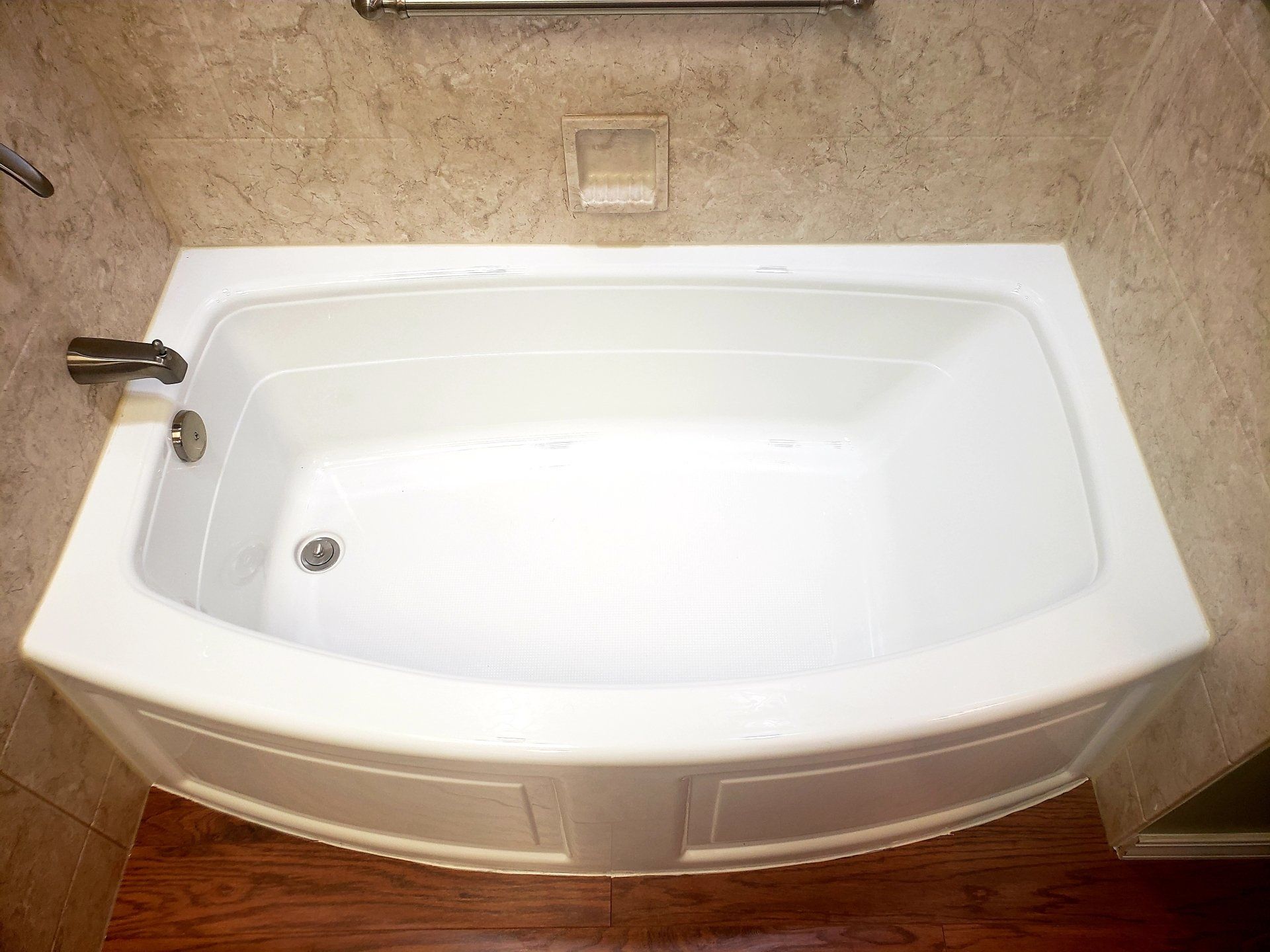 Acrylic Flair soaker Tub