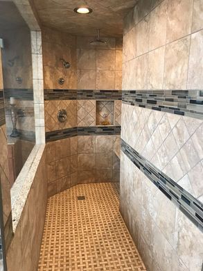 Small Bathroom Design - Bathroom Remodeling in Peoria, IL