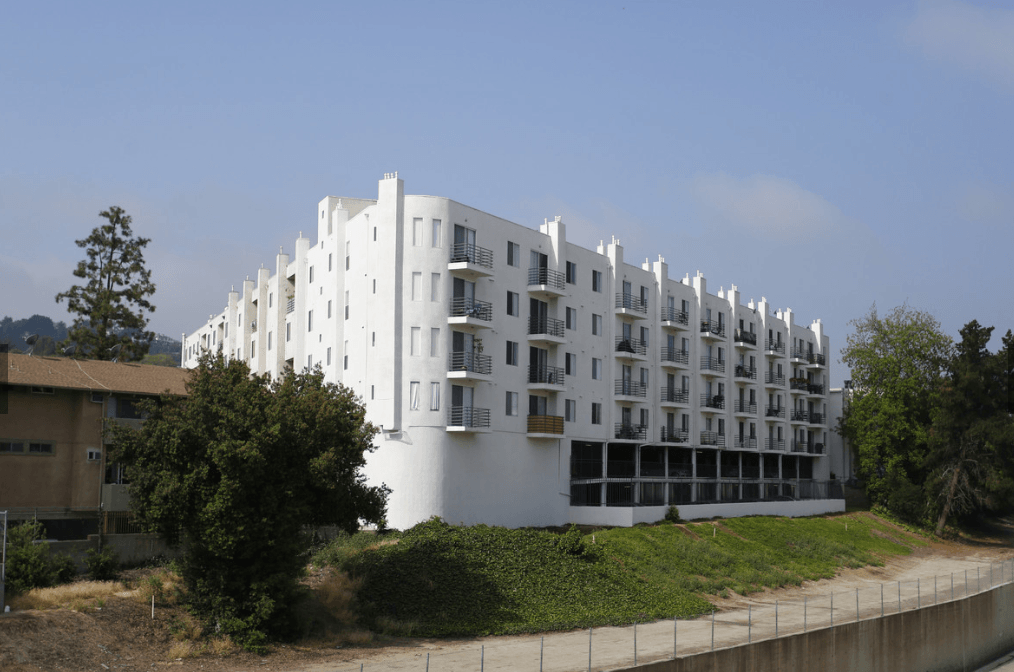 exterior view of archview apartments