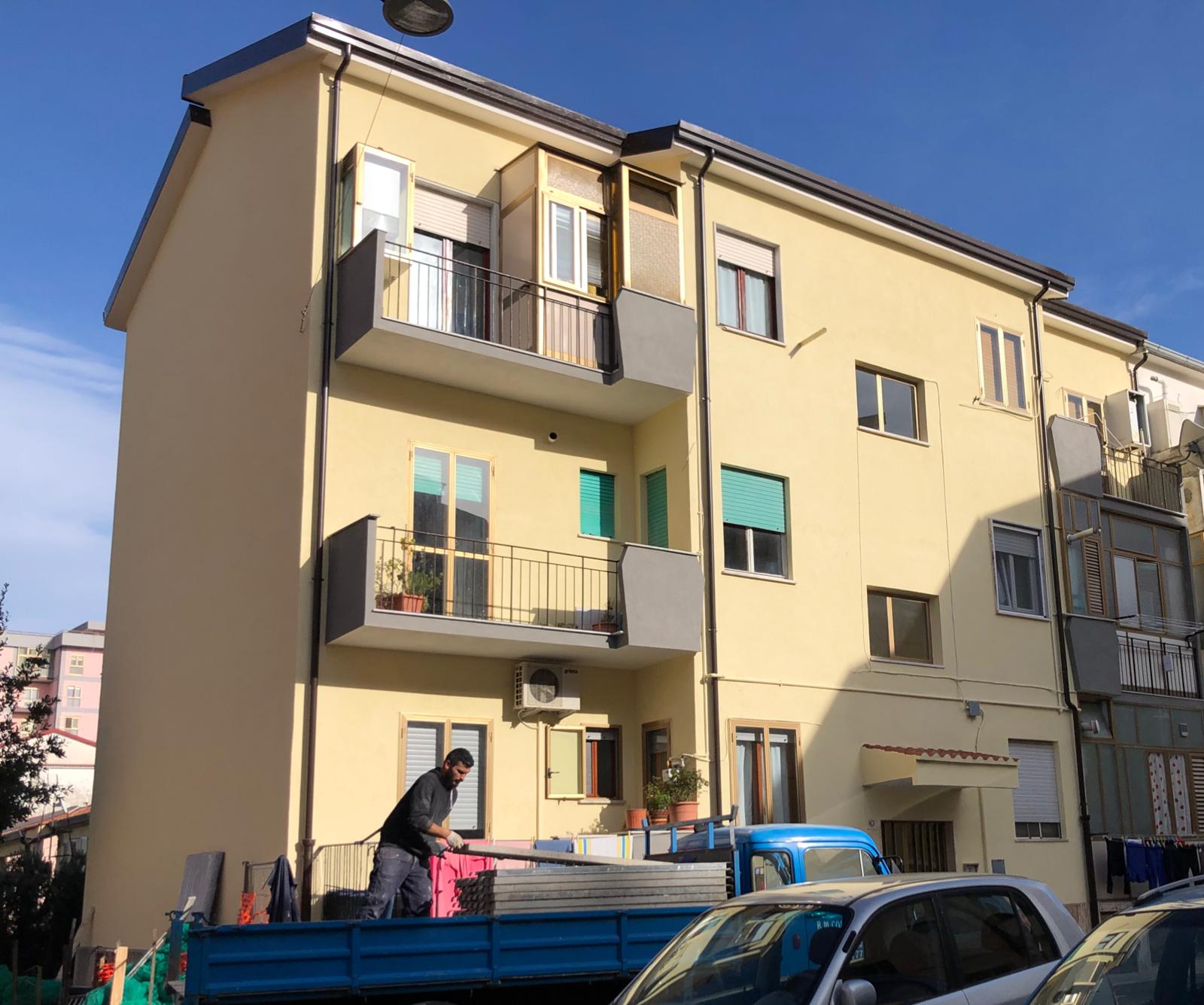 rifacimento facciata a Catanzaro