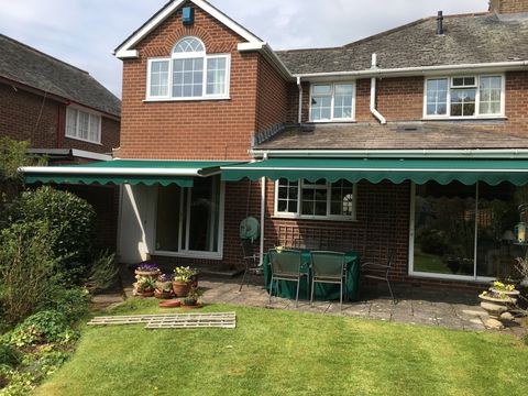 Dutch blinds and awnings