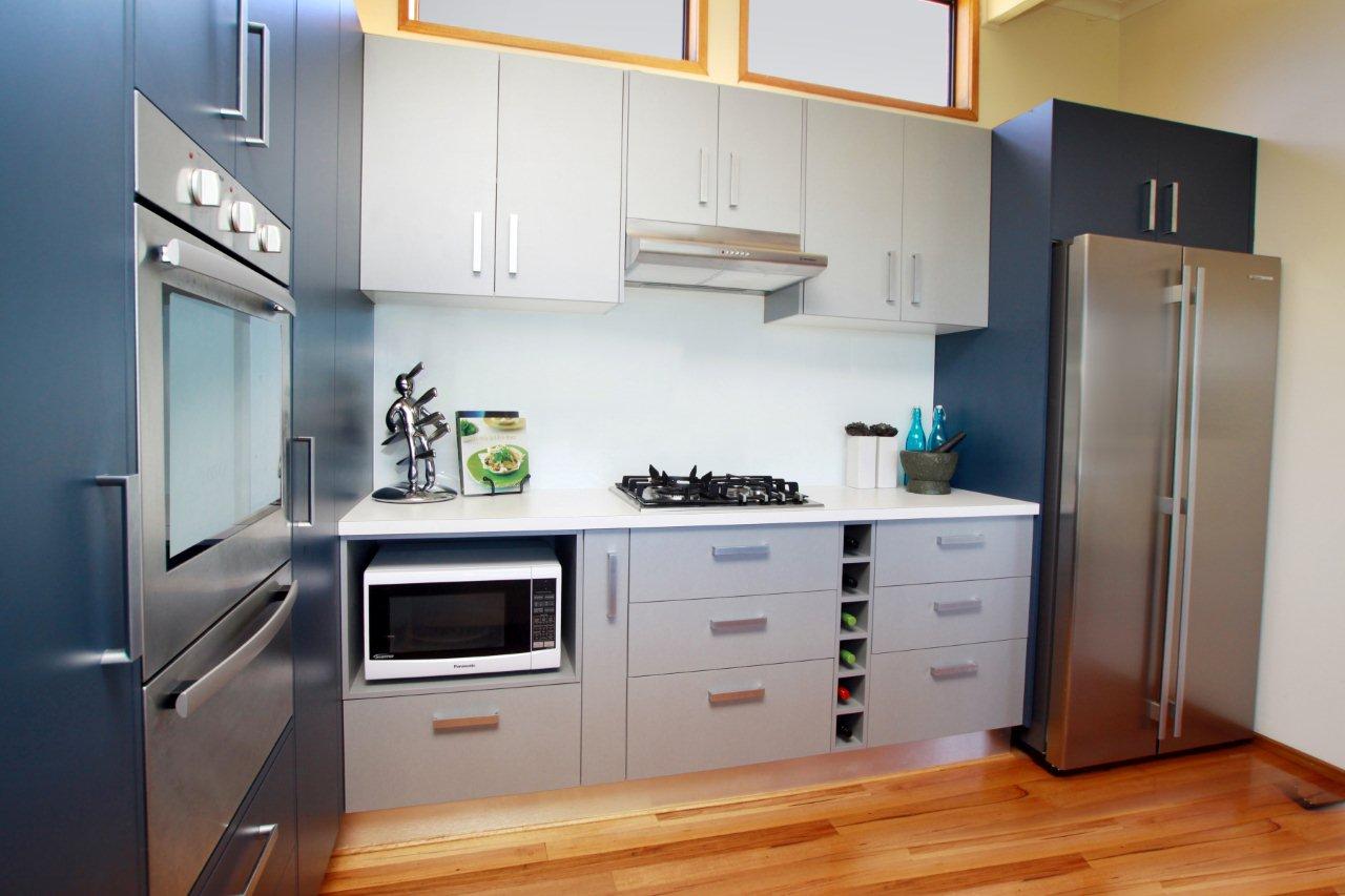 blue tone kitchen