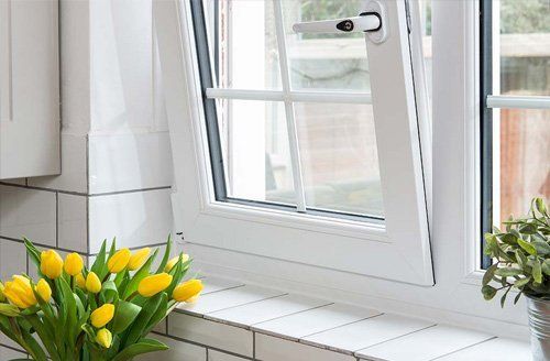 Tilt and turn windows