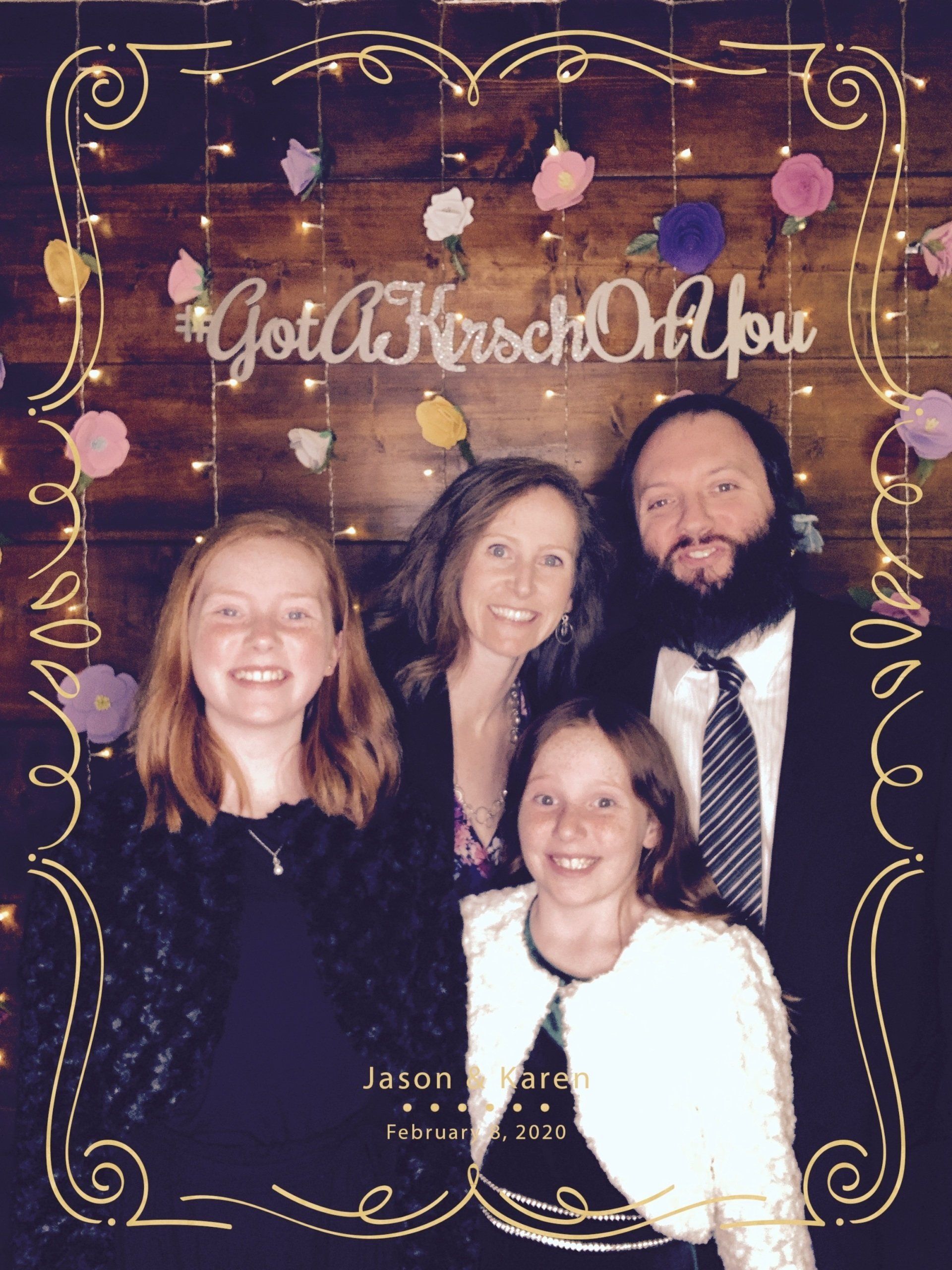 wedding-photo-booth-family