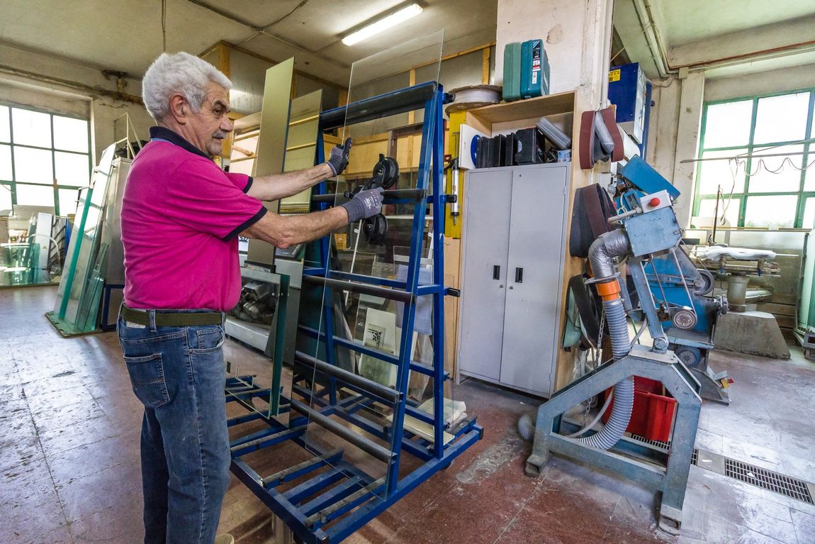 vetrata con decorazione su misura