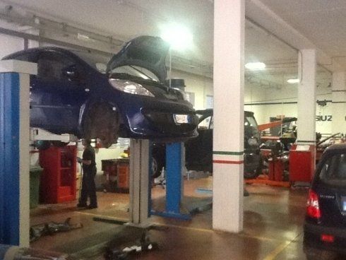 Auto in officina 2