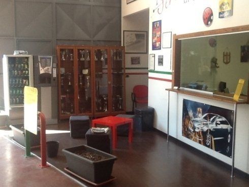 Interno officina 4