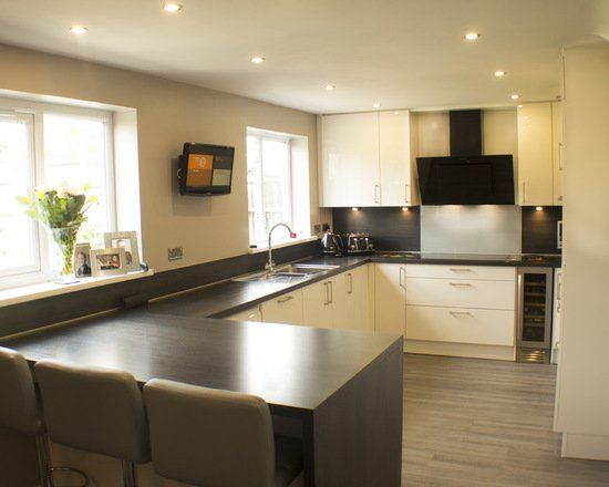 kitchen fitter harbourne