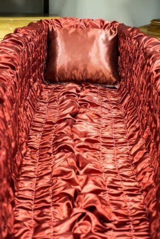 rivestimento interno di una bara