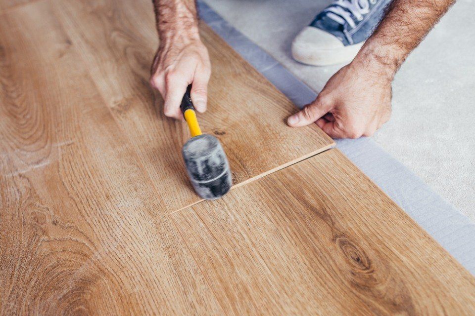 Martello e asse parquet