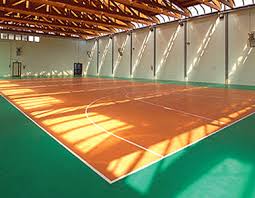 Parquet con divano e tavolino 2
